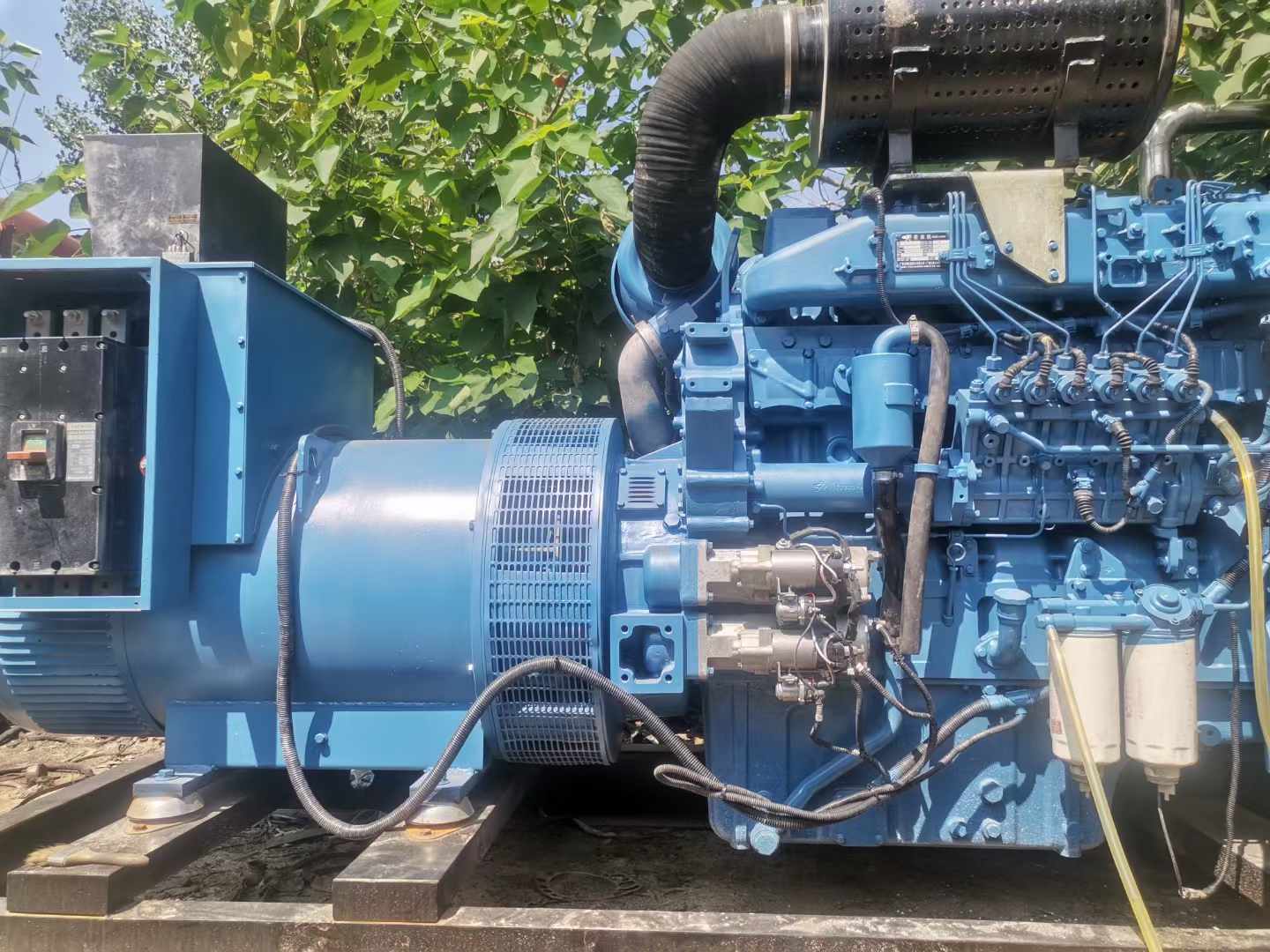 古蔺详细说明降低 800kW 柴油发电机输出电流波动的方法